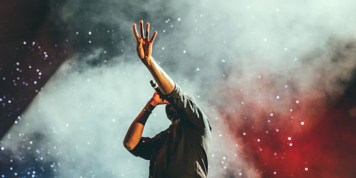 Live music performance in Owen Sound